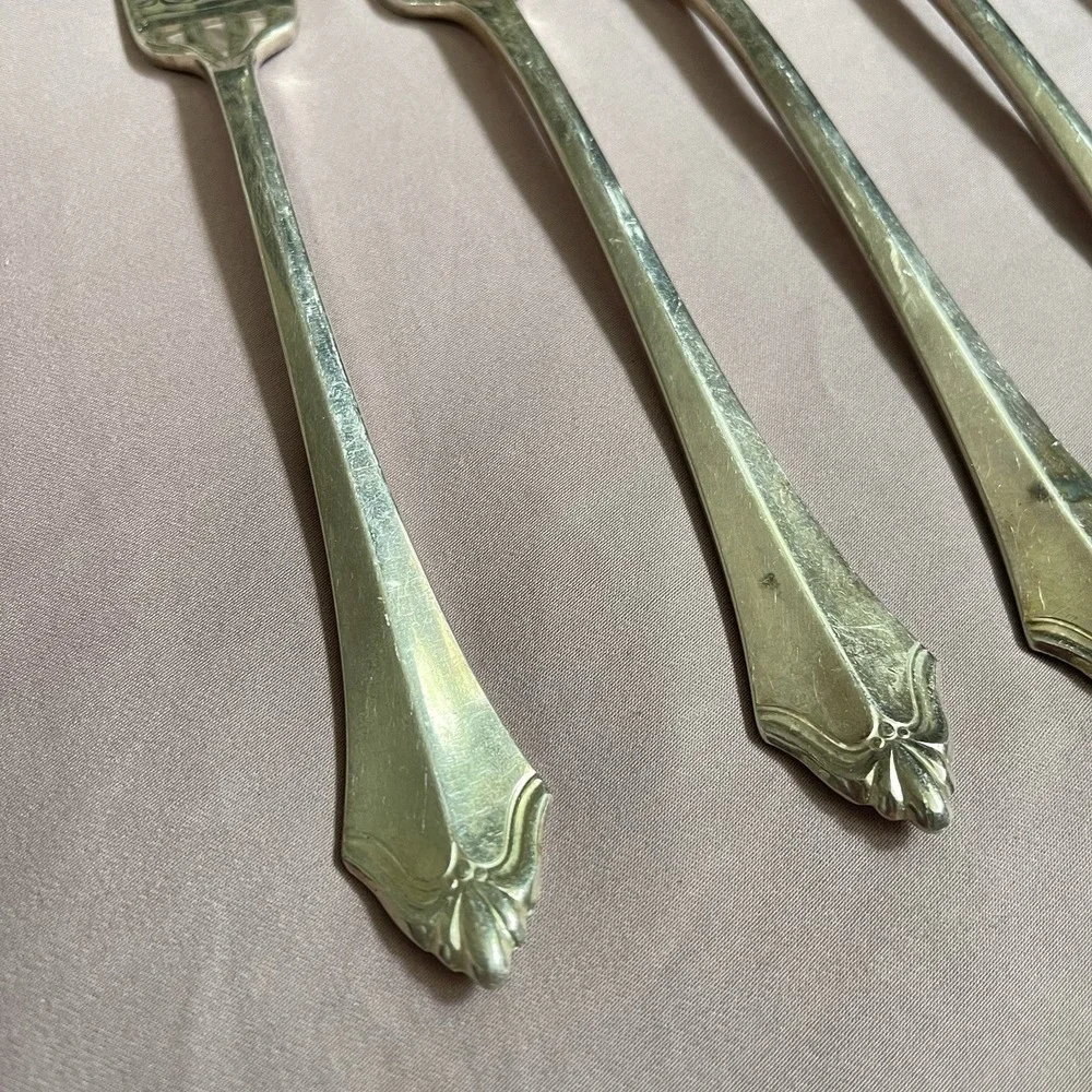 Vintage 6 Oneida Heirloom Community Belcourt Silverplate‎ Dinner Forks Set